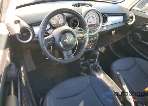 2013 Mini Cooper z USA, uszkodzony, nr VIN WMWSU3C5XDT684532